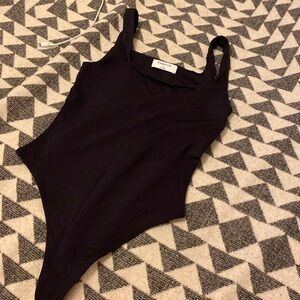 Babaton bodysuit black xs aritzia